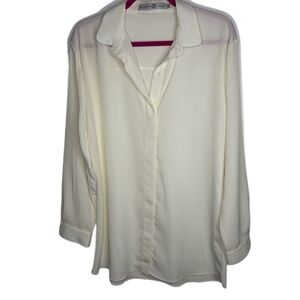 The White Elizabeth & Clarke Blouse 12